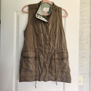 Skies Are Blue Womens Olive Utility Vest Size M Euc